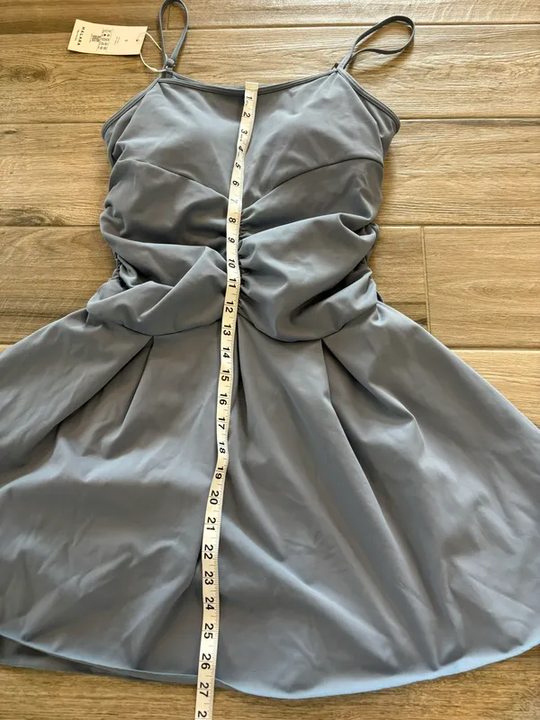 Halara dress - Image 3