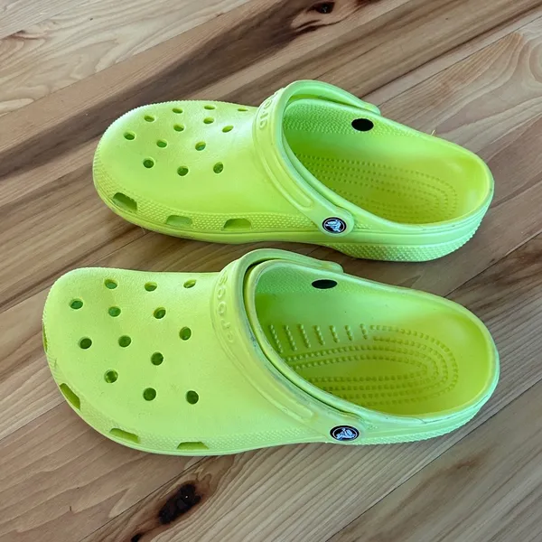 Crocs Classic Clog Acidity Yellow Mens 8 Womens 10 EUC - Image 4