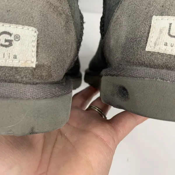 UGG Size 6 Classic Short Boots Australia Gray Suede Leather‎ Sheepskin Women's - Image 7
