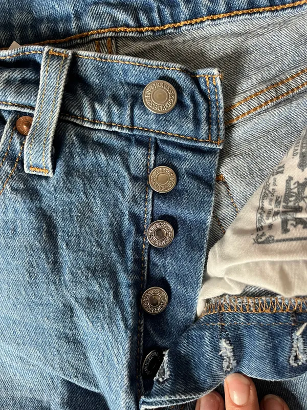 Levi's Mom Jeans - Image 6