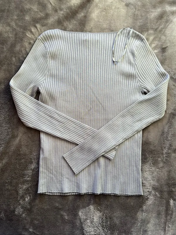 Abercrombie Long Sleeve Top - Image 2