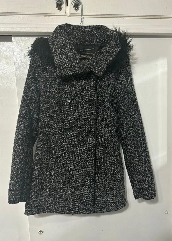 Coat Black Size L - Image 5