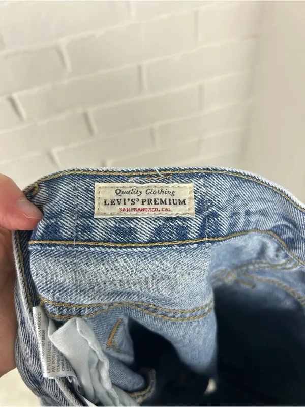 Levi’s Cotton Distressed Denim Jeans Size 29 - Image 2