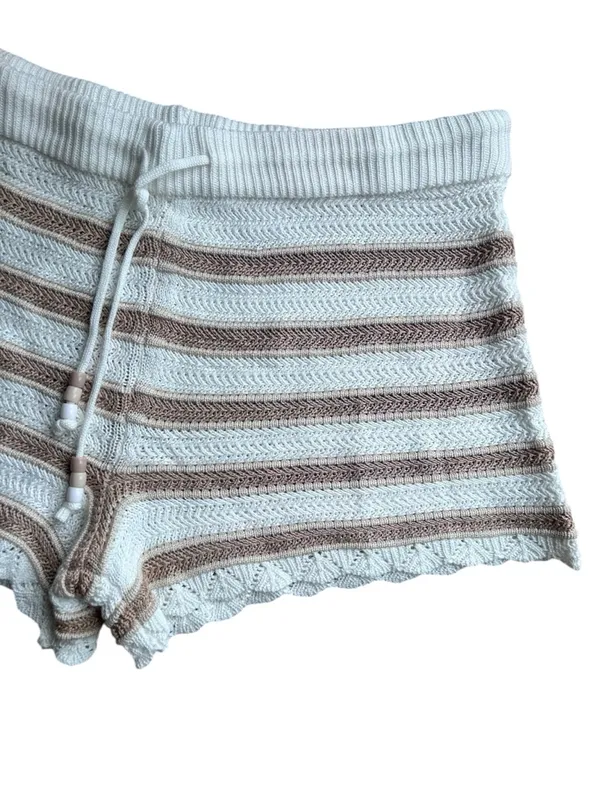 Madden NYC knit cloud dancer crochet beachy shorts Size XXXL - Image 2