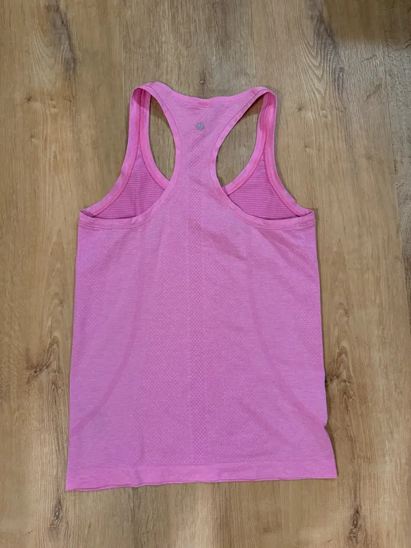 Lululemon Tech Tank Swiftly Racerback - Image 3