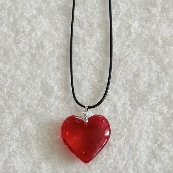 Heart Choker Necklace Red - Image 5