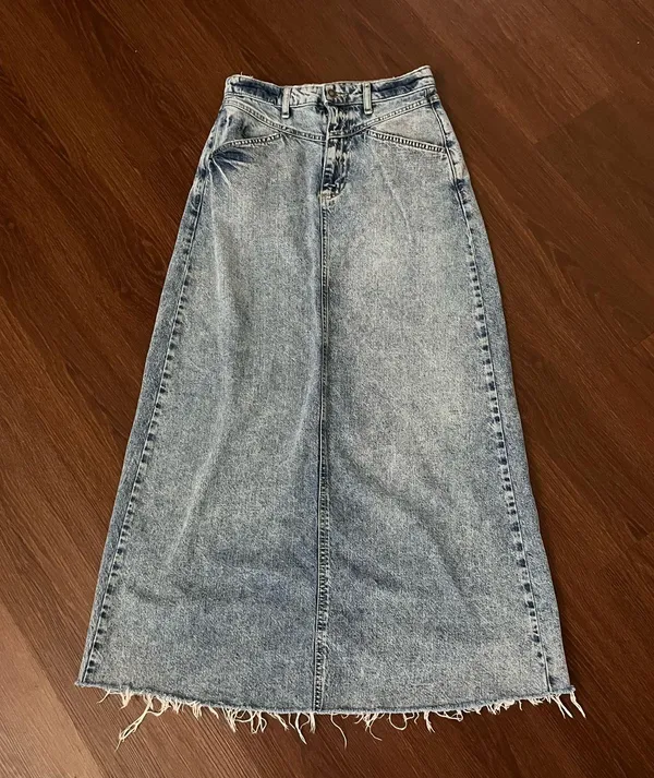 Free People We The Free Come As People Free You Are Denim Maxi Skirt Size 0 - Image 3