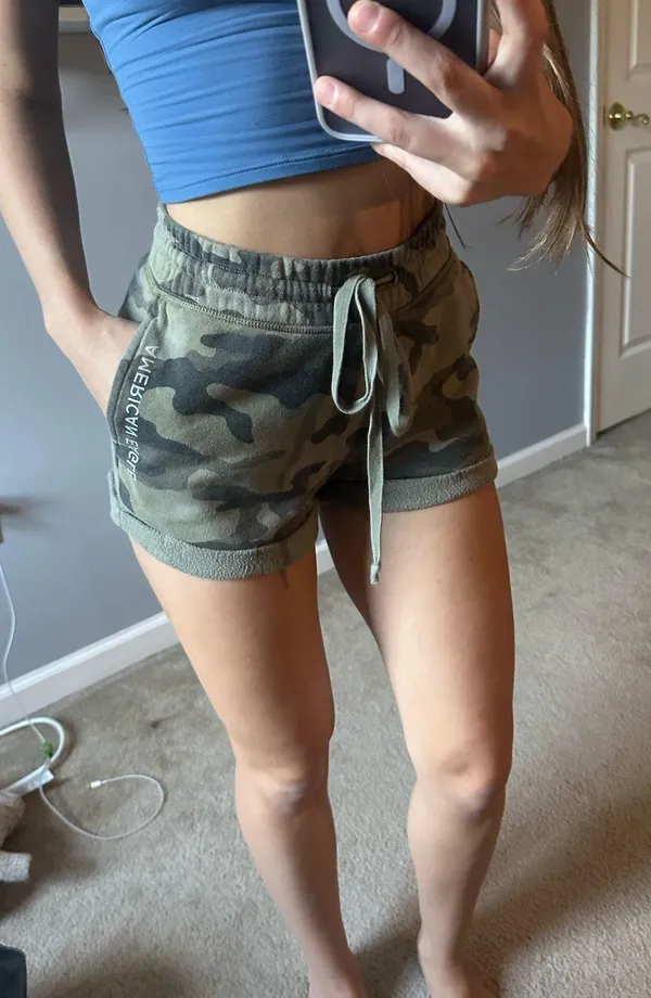 American Eagle Camo Sweat Shorts - Image 4