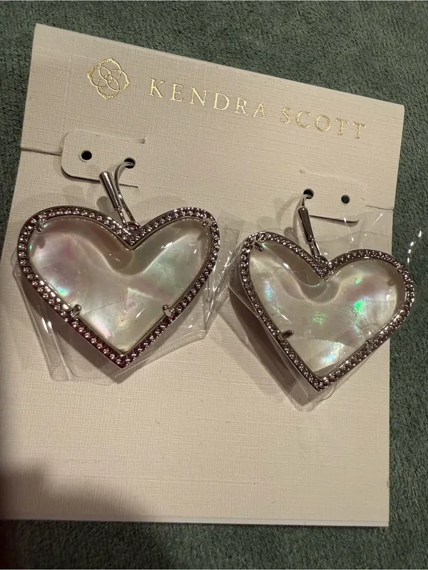 Kendra Scott | Silver Plated Iridescent Mother-of-Pearl Heart Earrings - Image 4