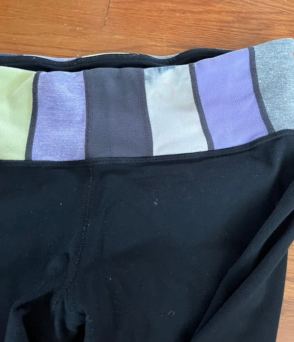 Lululemon Leggings Size 8 - Image 3