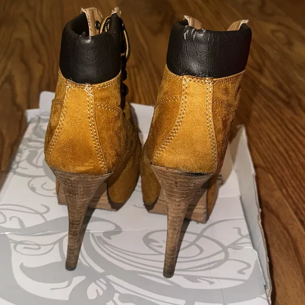 Women's Tan Suede Lace-Up Ankle Bootie - Image 5