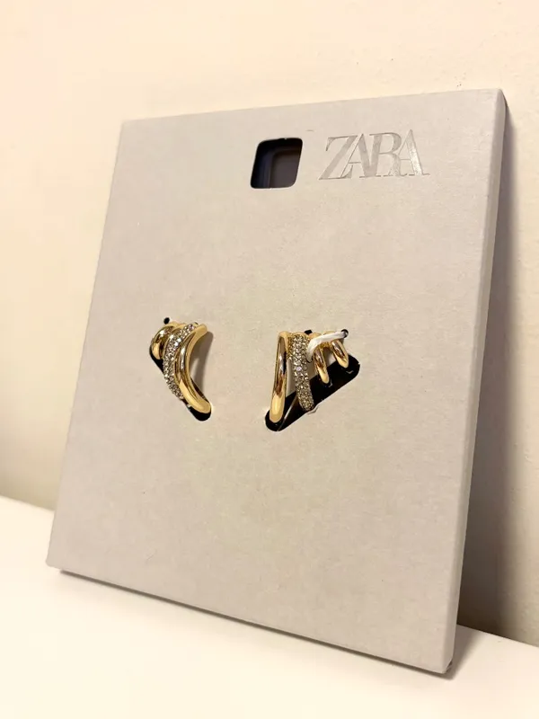 Zara Trendy Stack Stacked Gold Metal Ear Cuff Huggies Earrings Rhinestones NWT - Image 3