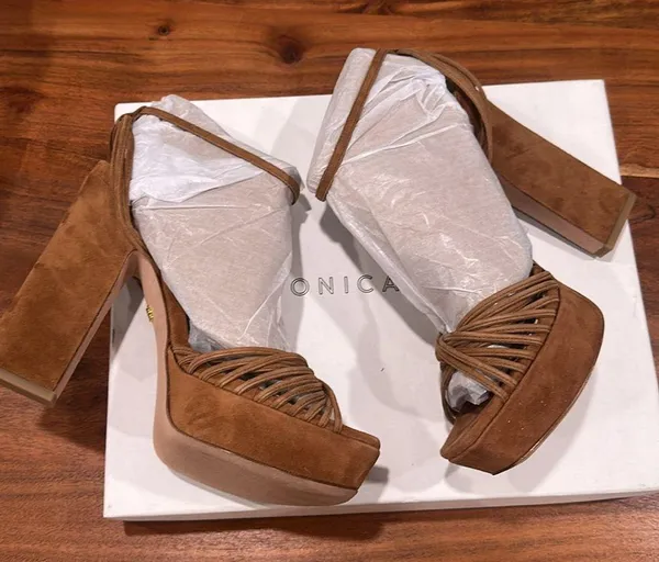 Veronica Beard Tan Platform Heels - Image 4