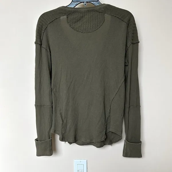 We The Free Shirt Women’s Sm Long Sleeve Olive Green Fairy Grunge Y2K Indie Alt - Image 2