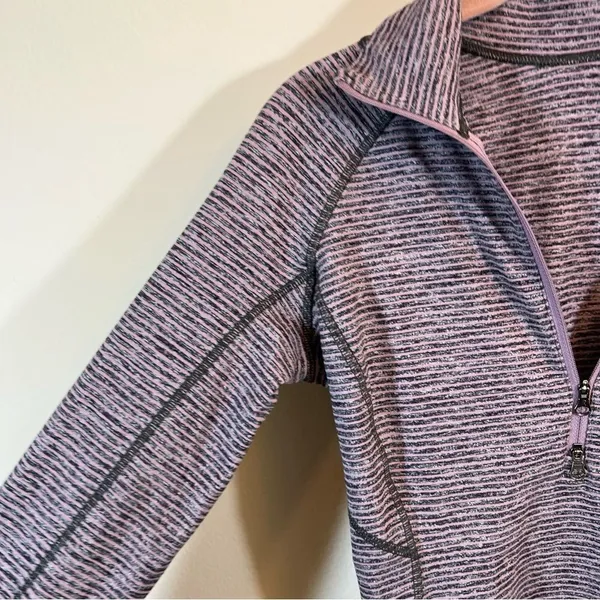 Lululemon Race Your Pace 1/2 Zip Gray Purple Striped‎ 4 - Image 6