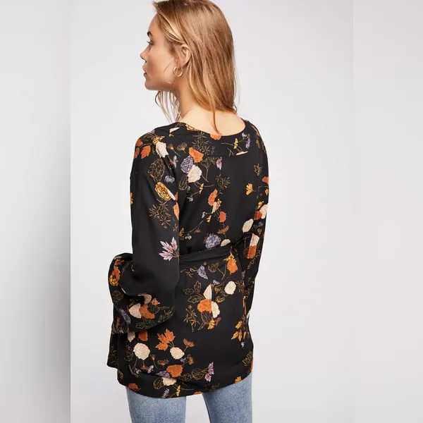 Free People Wrap It Up Floral Jacket Size Small - Image 3