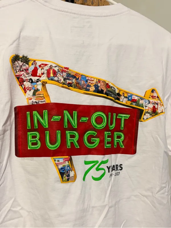 In n out White Short Sleeve Logo Tee Size L - Image 5