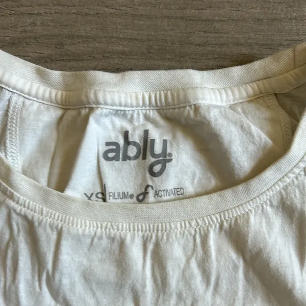 Ably filium activated tshirt Size XS - Image 3