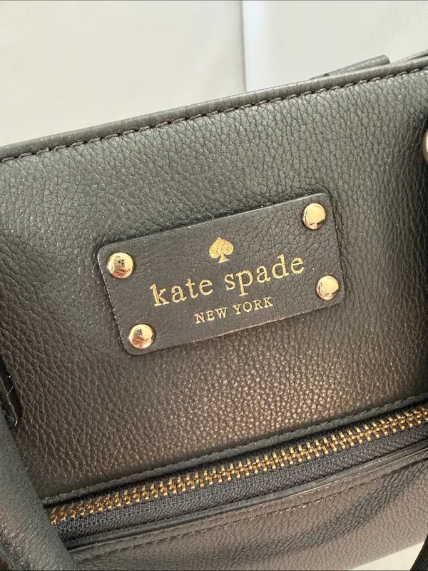 Kate Spade Baxter Street Navy stachel - Image 9