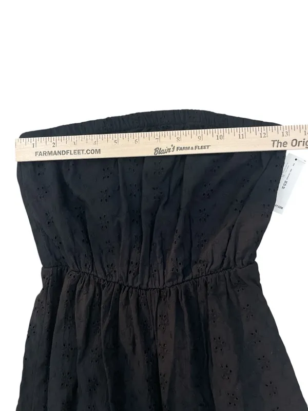 Cottagecore Old Navy Women’s Black Strapless Tiered Eyelet Maxi Dress Prairie - Image 3