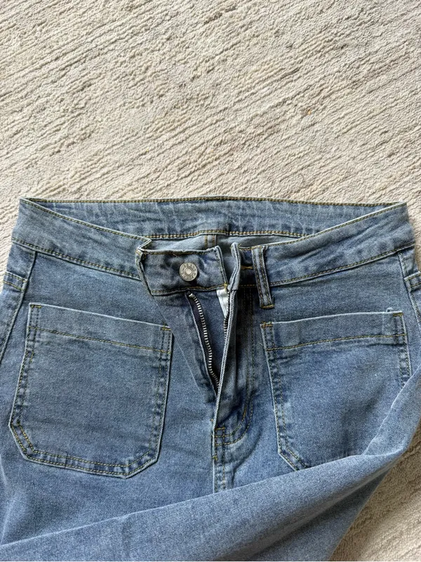 SHEIN Light Blue Wide Leg Jeans (Size Small) - Image 3