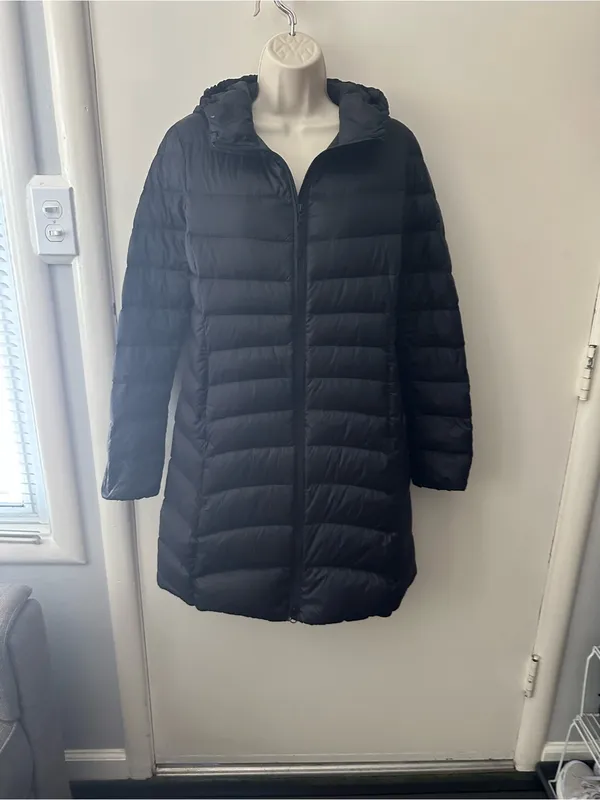 Uniqlo Black Long Quilted Puffer Coat - Image 6