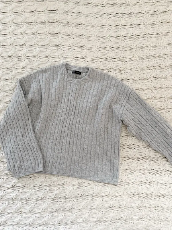 GAP Light Gray Cable Knit Crewneck Sweater - Image 2