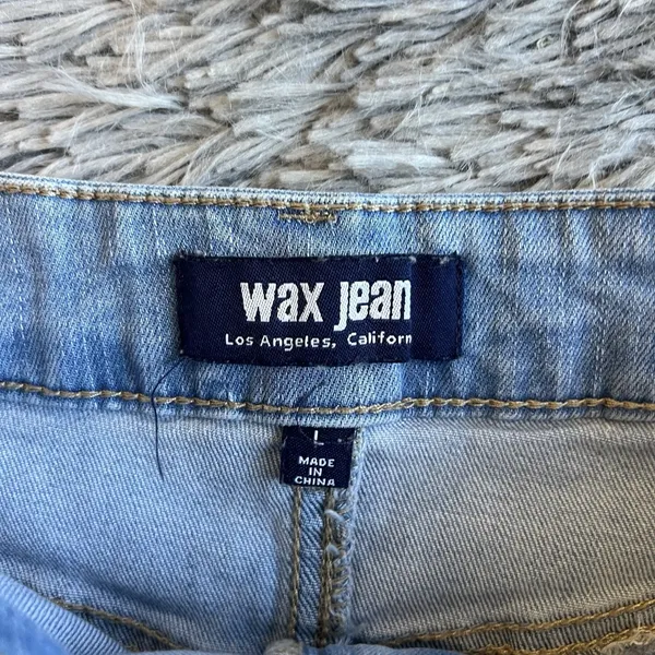 WAX JEAN, LOS ANGELES, Large BLUE DENIM CUT OFF SHORTS, JR'S WAIST - Image 3