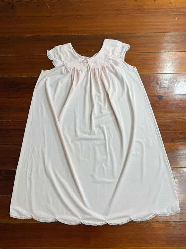 Vintage Shadowline Pink Nylon Tricot Peter Pan Collar Scallop Nightgown Sz M 💛🍄 - Image 6