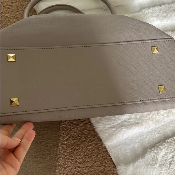 Dagne Dover Sleek Gray Laptop Bag - Image 4
