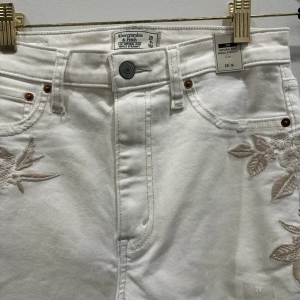 Abercrombie & Fitch Zoe Natural Rise Ankle Straight Jeans Womens 29/8R NWT - Image 2