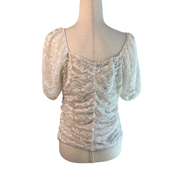White Floral Lace Ruched Top – Size XL - Image 3