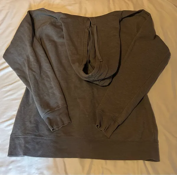 North face Hoodie Gray Size 7 - Image 2