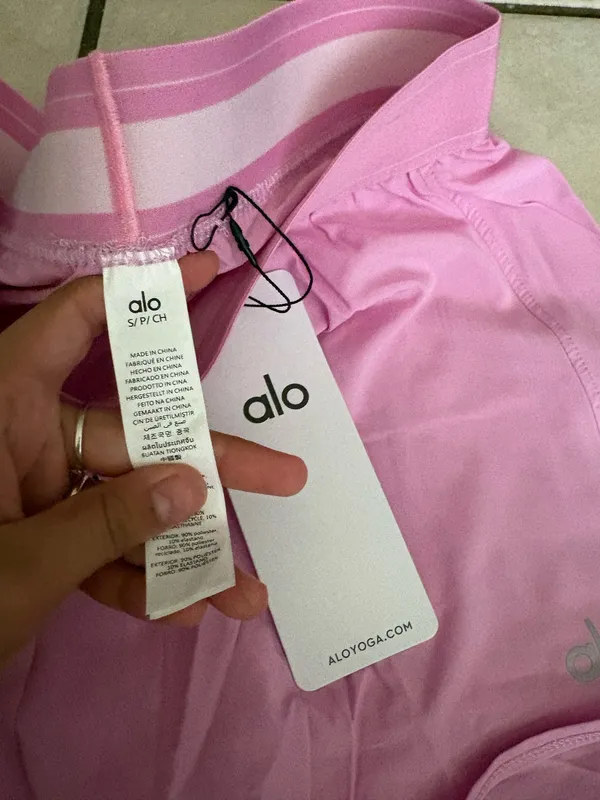 Alo pink skirt size m NWTG - Image 3