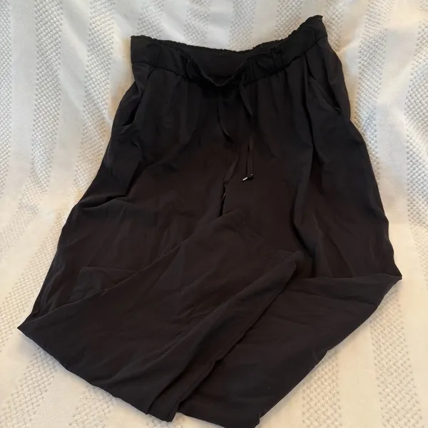 Lululemon Keep Moving Pant *7/8 Length High Rise size 12 - Image 5