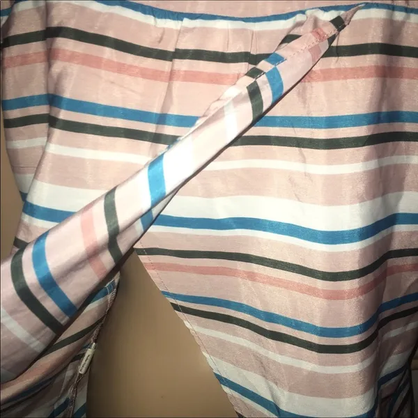Pretty stripped sleeveless blouse Size L - Image 4