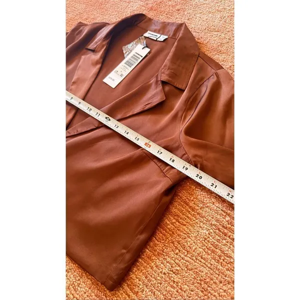 Noisy May Cropped Blazer Cappuccino Brown Satin Women’s Size M NWT - Image 4