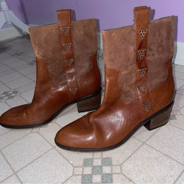 Donald Pliner Daze Western Ankle Boot Women Size 10M Country Boho Cowgirl Preppy - Image 4