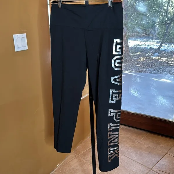 NWOT PINK Victoria’s Secret Black High Rise Leggings Silver Logo Sz XXL RARE - Image 11