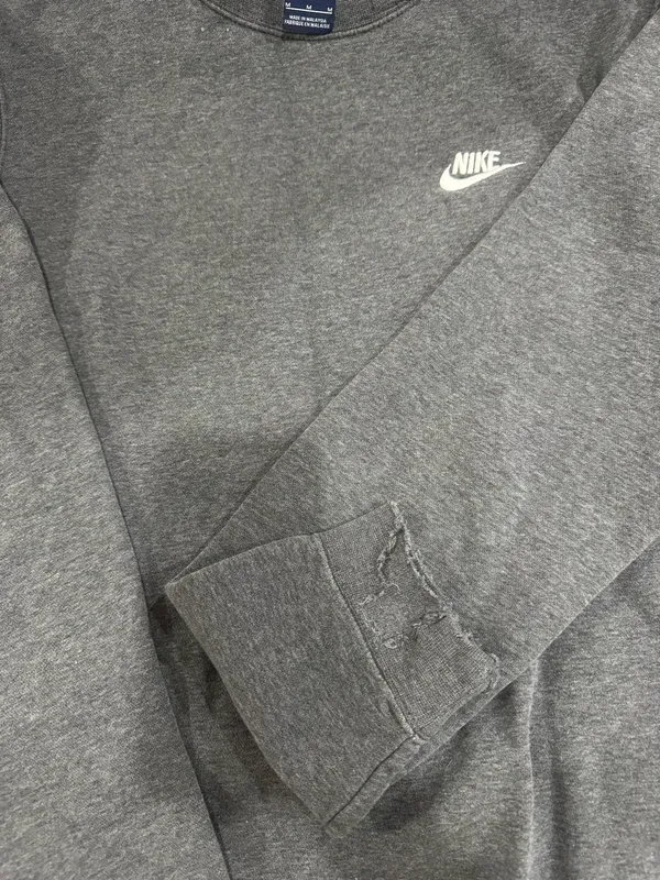Nike crewneck  - Image 2