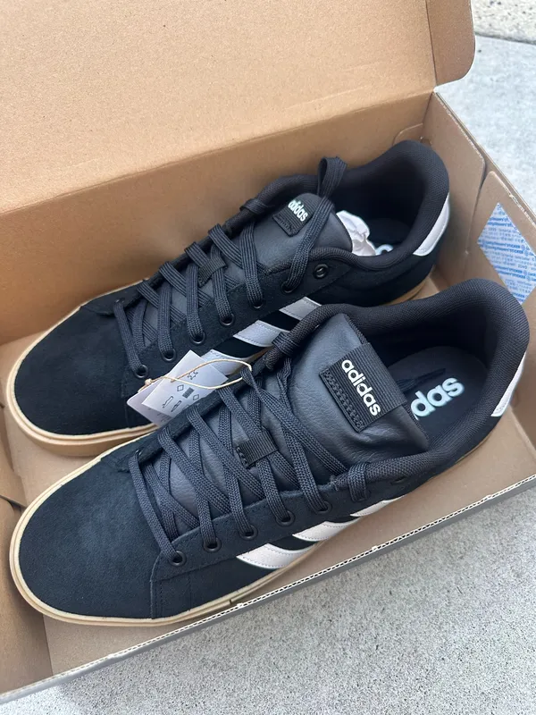 Men’s Adidas Sneakers Black daily 4.0 - Image 4