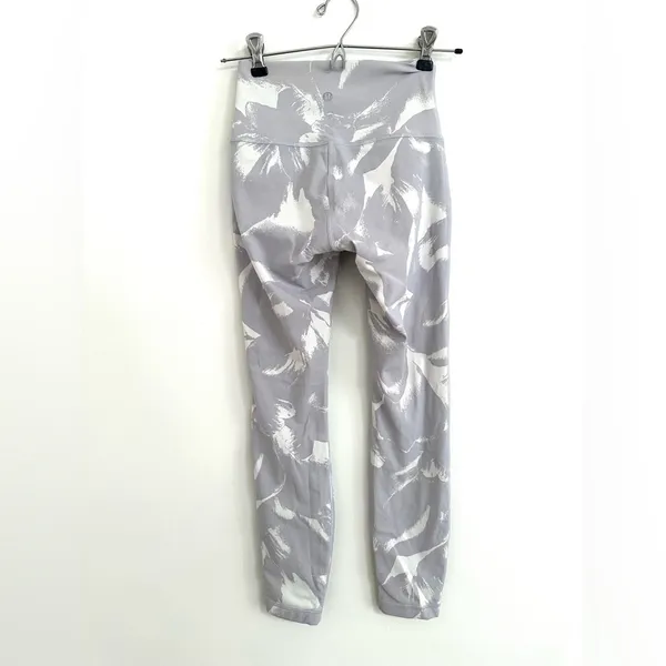 Lululemon Wunder Under High-Rise Tight 25" Flower Pop White Silver Lilac 2 - Image 5