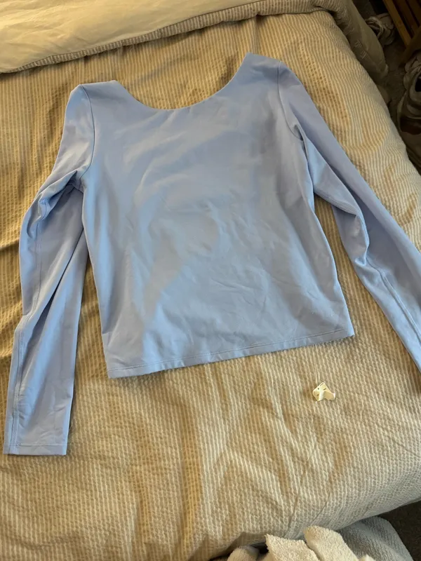 Aerie Open Back Top - Image 2