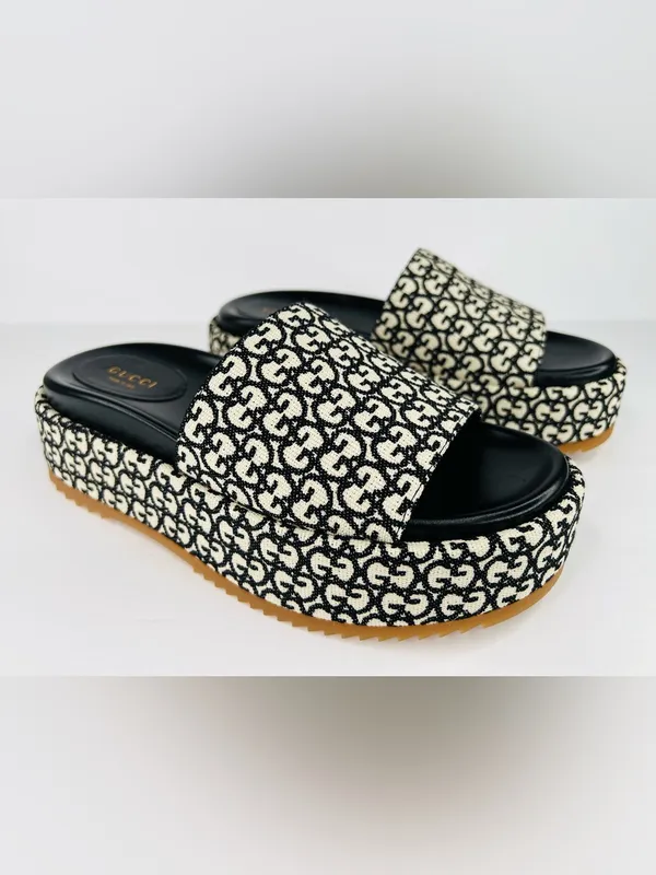 Gucci Women's Angelina Platform GG Supreme Jacquard Slide Sandals Size EU 37 - Image 10
