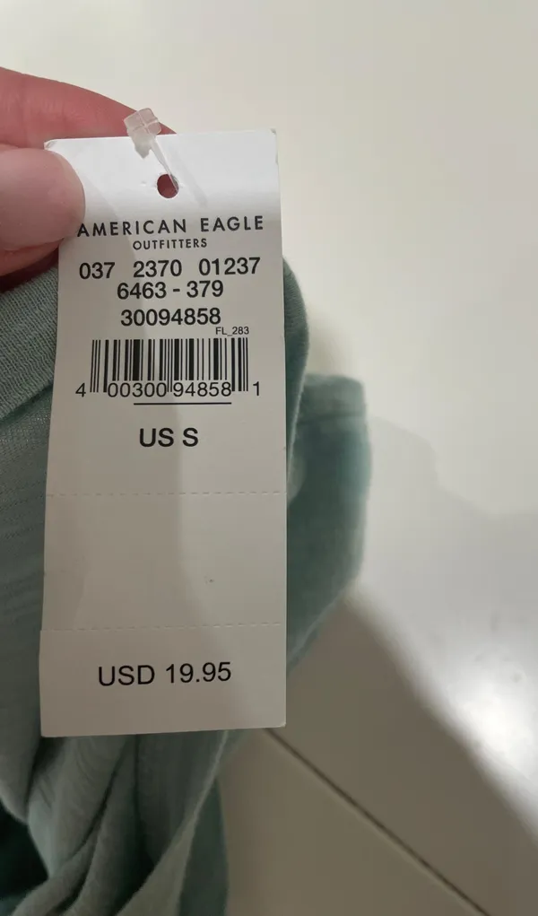 American Eagle Outfitters Tshirt - Image 3