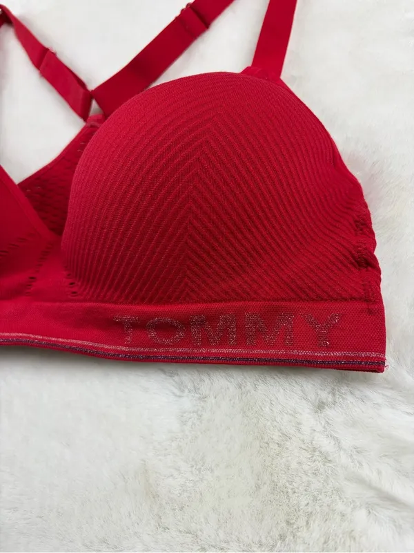 Tommy Hilfiger Red Padded Wirefree Sports Bra Small - Image 3