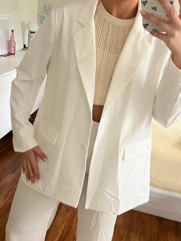 Priceless White Blazer Size L - Image 2