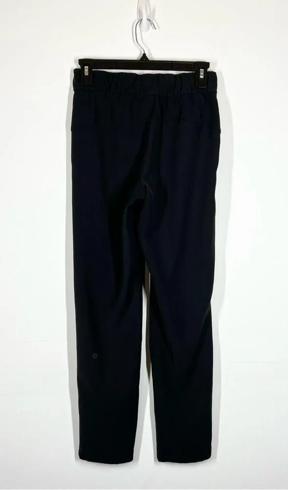 Lululemon On The Fly Pant Woven 27” Size 2 - Image 4