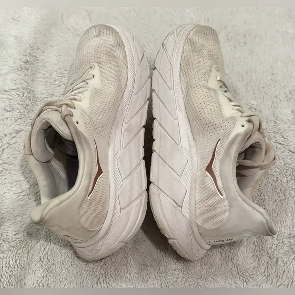 Hoka One One Arahi 7 – Women’s Size 11 – Cream & Pink - Image 3