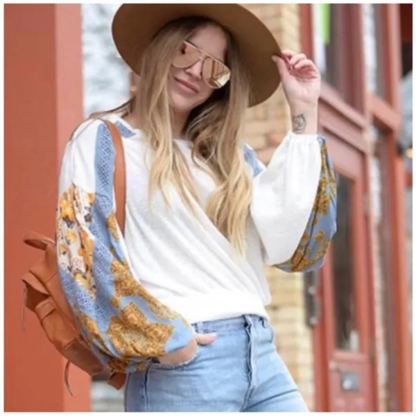 Free People White and Blue Sweater - Image 3